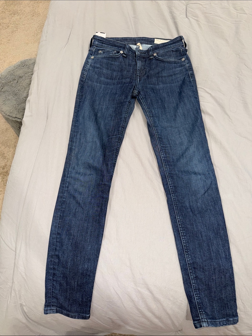 Rag & Bone Cate mid rise ankle skinny